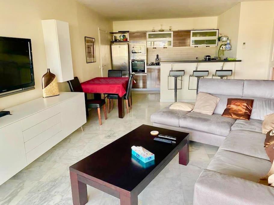 Terrasse , , La Piscine Apartment Nizza